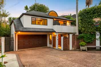 2/24 Heathcote Road, Castor Bay
