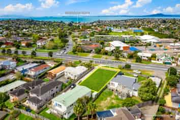 886A East Coast Road, Northcross