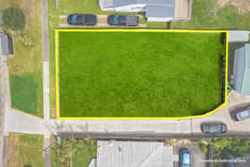 886A East Coast Road, Northcross
