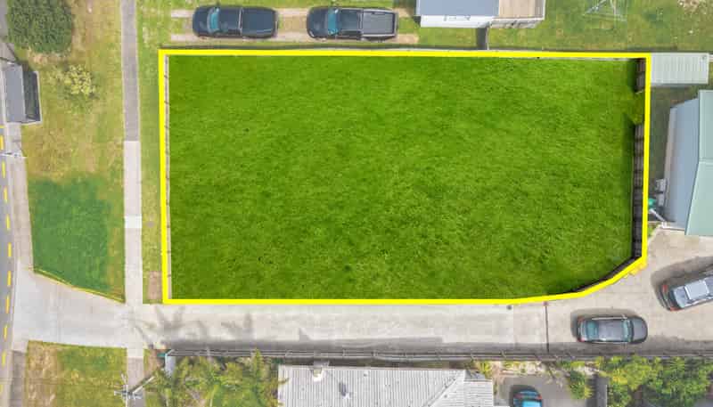 886A East Coast Road, Northcross