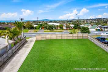 886A East Coast Road, Northcross