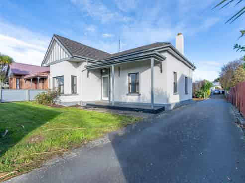 111 Morton Street, Strathern