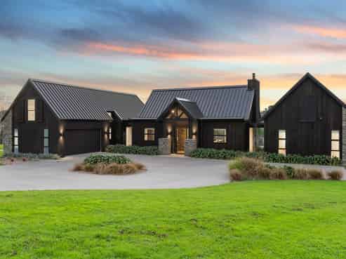 202 Broomfields Road, Whitford