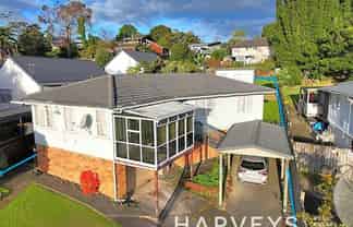 74 Vodanovich Road, Te Atatu South