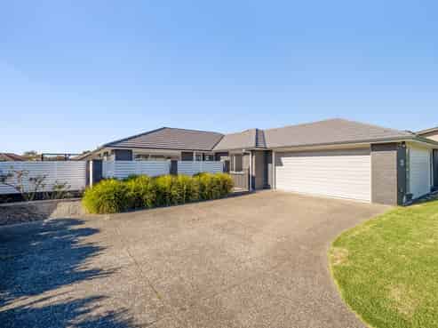 9 Magnolia Crescent, Tawhero