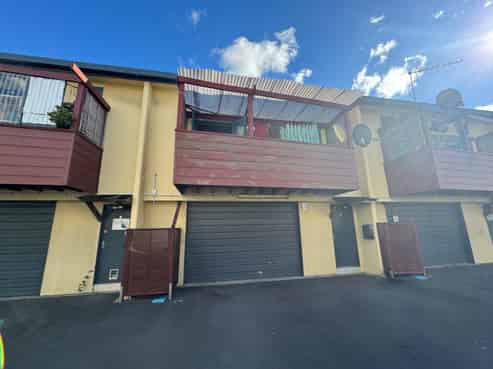 27AF/255 Browns Road, Manurewa