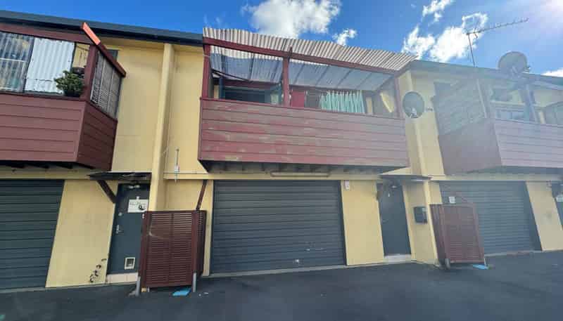 27AF/255 Browns Road, Manurewa