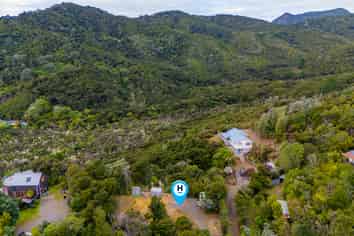 21 Kayes Crescent - Little Bay Coromandel, Waikawau