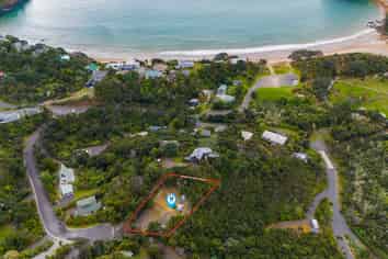 21 Kayes Crescent - Little Bay Coromandel, Waikawau