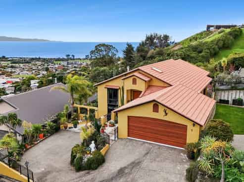 9 Zeehaen Place, Britannia Heights