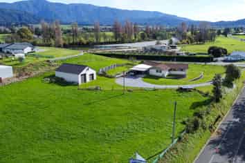 2075 Takaka Valley Highway, Takaka