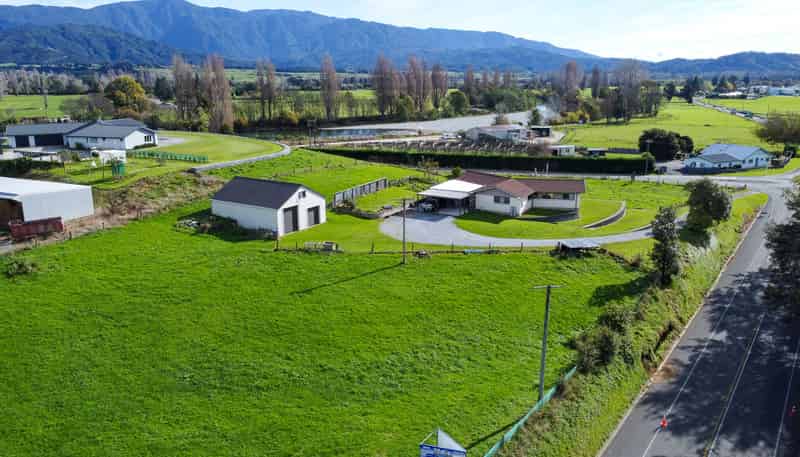 2075 Takaka Valley Highway, Takaka