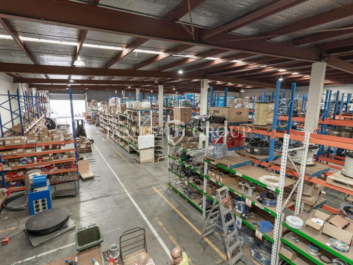 High Profile & Dual Access - 1,800sqm Industrial – pohled 3