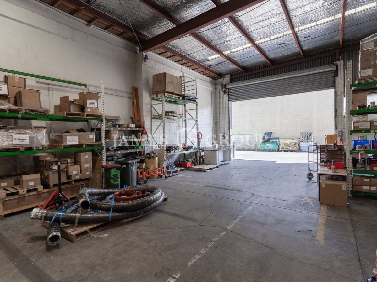 High Profile & Dual Access - 1,800sqm Industrial – pohled 4