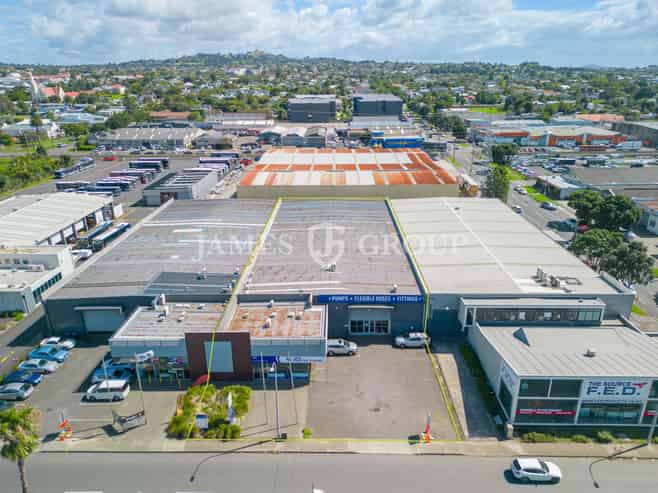 High Profile & Dual Access - 1,800sqm Industrial