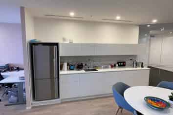 85M² OFFICE - CAMPBELL TYSON BUSINESS CENTRE
