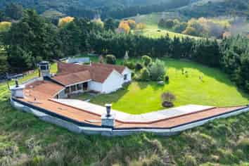 210 Tirohanga Road, NORTH TAIERI