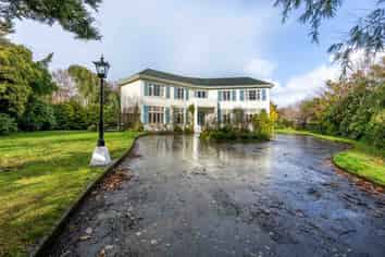 35 Wellesley Avenue, Avenal