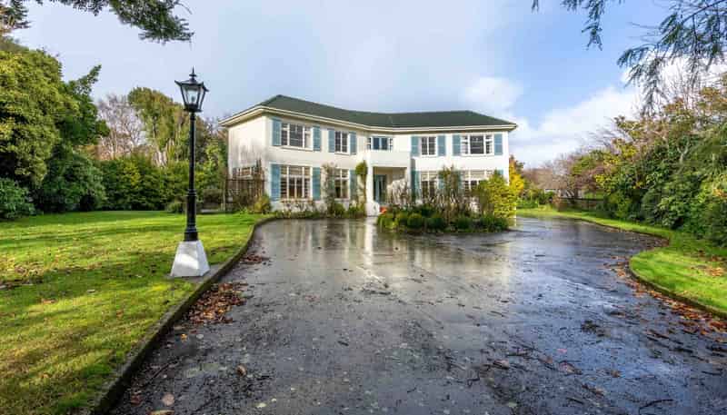 35 Wellesley Avenue, Avenal