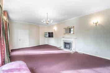 35 Wellesley Avenue, Avenal