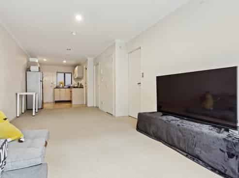 C509/176 Broadway, Newmarket