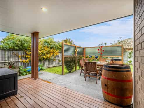 8 Albert Sheppard Close, Yaldhurst
