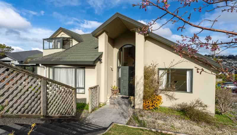 16 Waverton Terrace, Churton Park