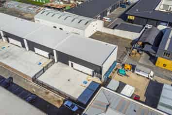Warehouse & yard in the heart of Te Rapa