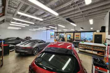 Vacant 170sq m Riccarton Industrial 