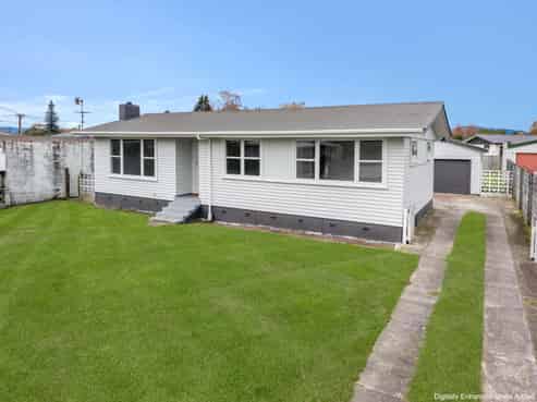 44 Martin Street, Utuhina