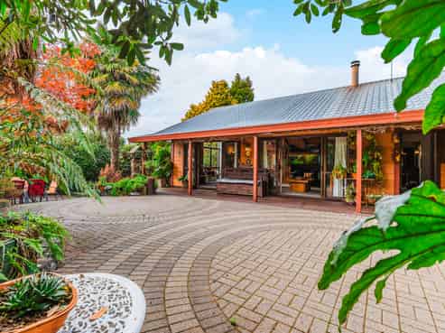 49 Chaucer Street, Leamington