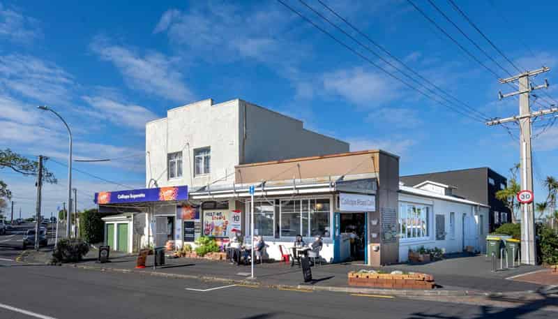 1/31 Calliope Road, Devonport