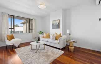 631-635 New North Road, Morningside