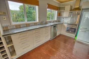 1307 Coast Road, Nine Mile