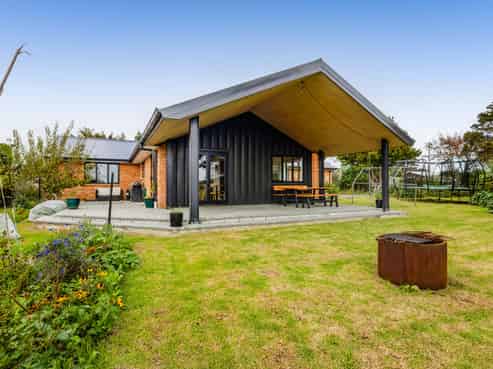 13 Carthew Street, Okato