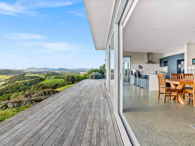 37 Pa Road, Kaiwaka