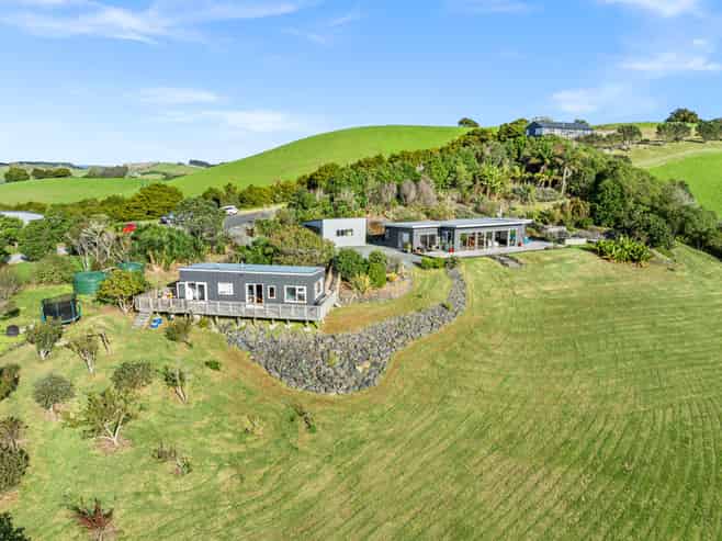 37 Pa Road, Kaiwaka