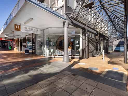 Strategic CBD position for retail, office or hopso!