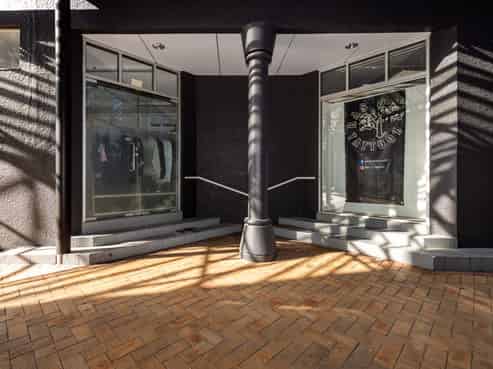 Strategic CBD position for retail, office or hopso!