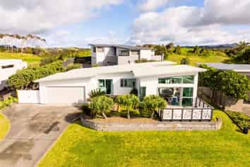  22 Mangatawhiri Road, Omaha