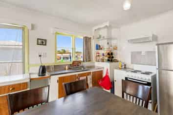 68 Marumaru Street, Marton