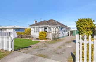 68 Marumaru Street, Marton