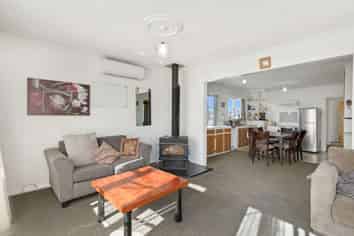 68 Marumaru Street, Marton