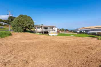 63 Fairlie Crescent, OPONONI