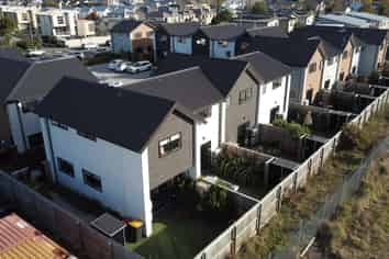 14/105 Purchas Street, Saint Albans