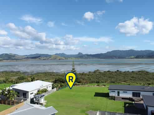 137 Kelly Jade Avenue, Matarangi
