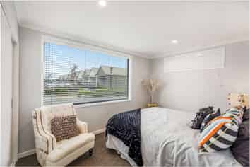 105/30 Bob Robertson Drive Woodend, Woodend