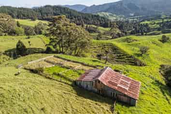 109 Paponga Road, Herekino