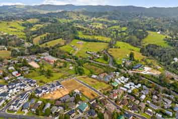 16 Monte Cristal Avenue, Swanson