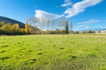 779 Ardgour Road, Tarras
